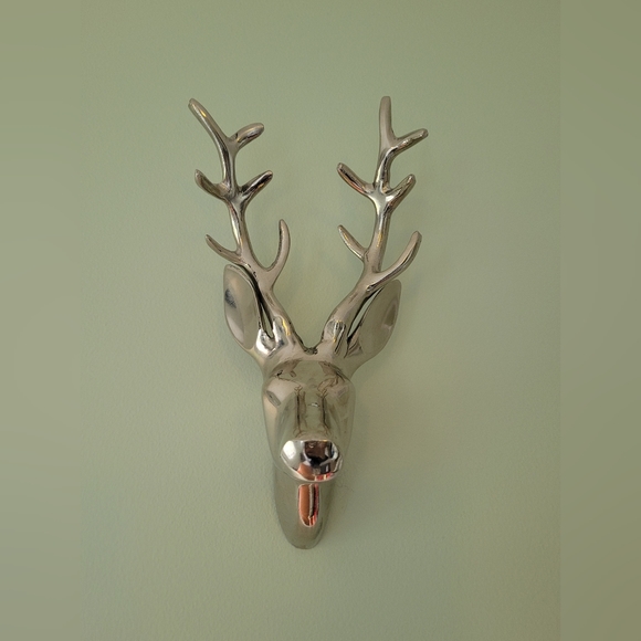 Metal Wall Mounted Stag Silver Head - Picture 2 of 5